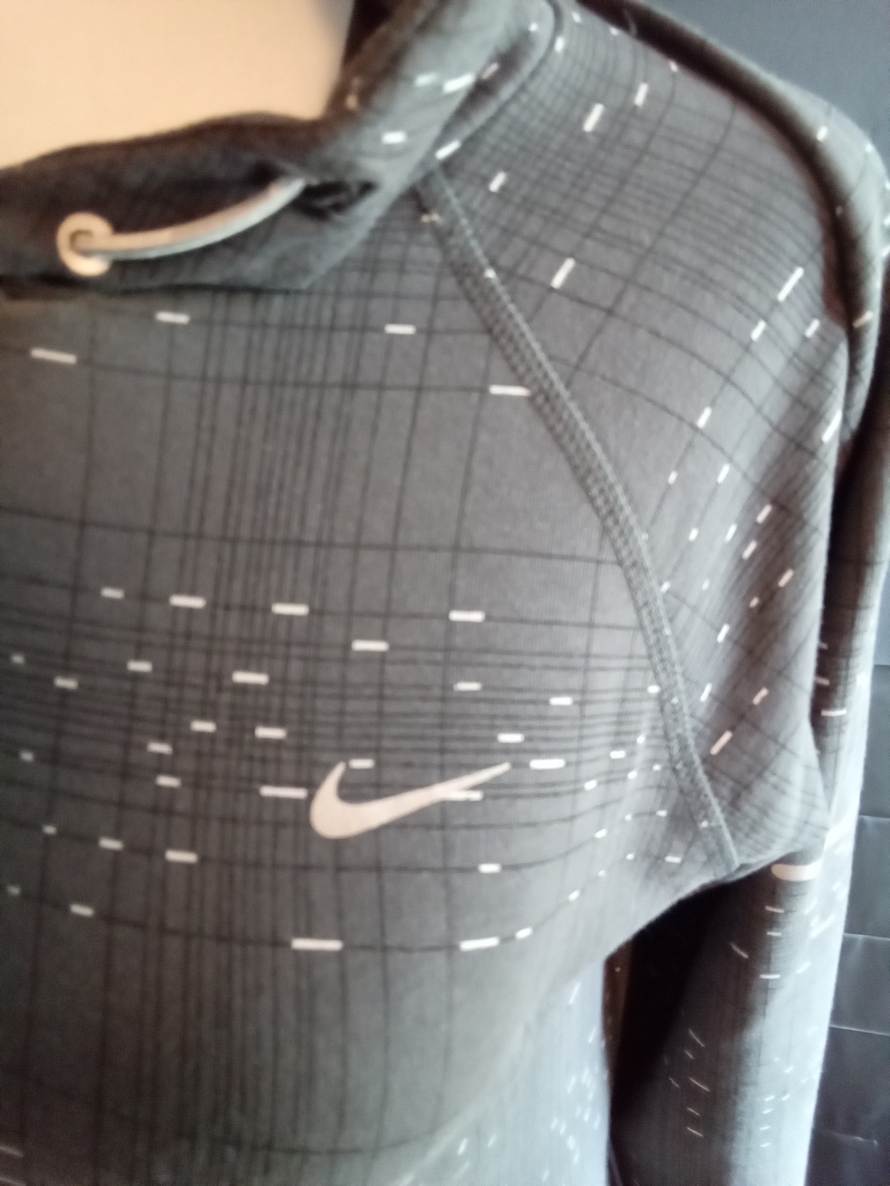 Nike Grey Dotted Running Performance Hoodie - Picture 6 of 8